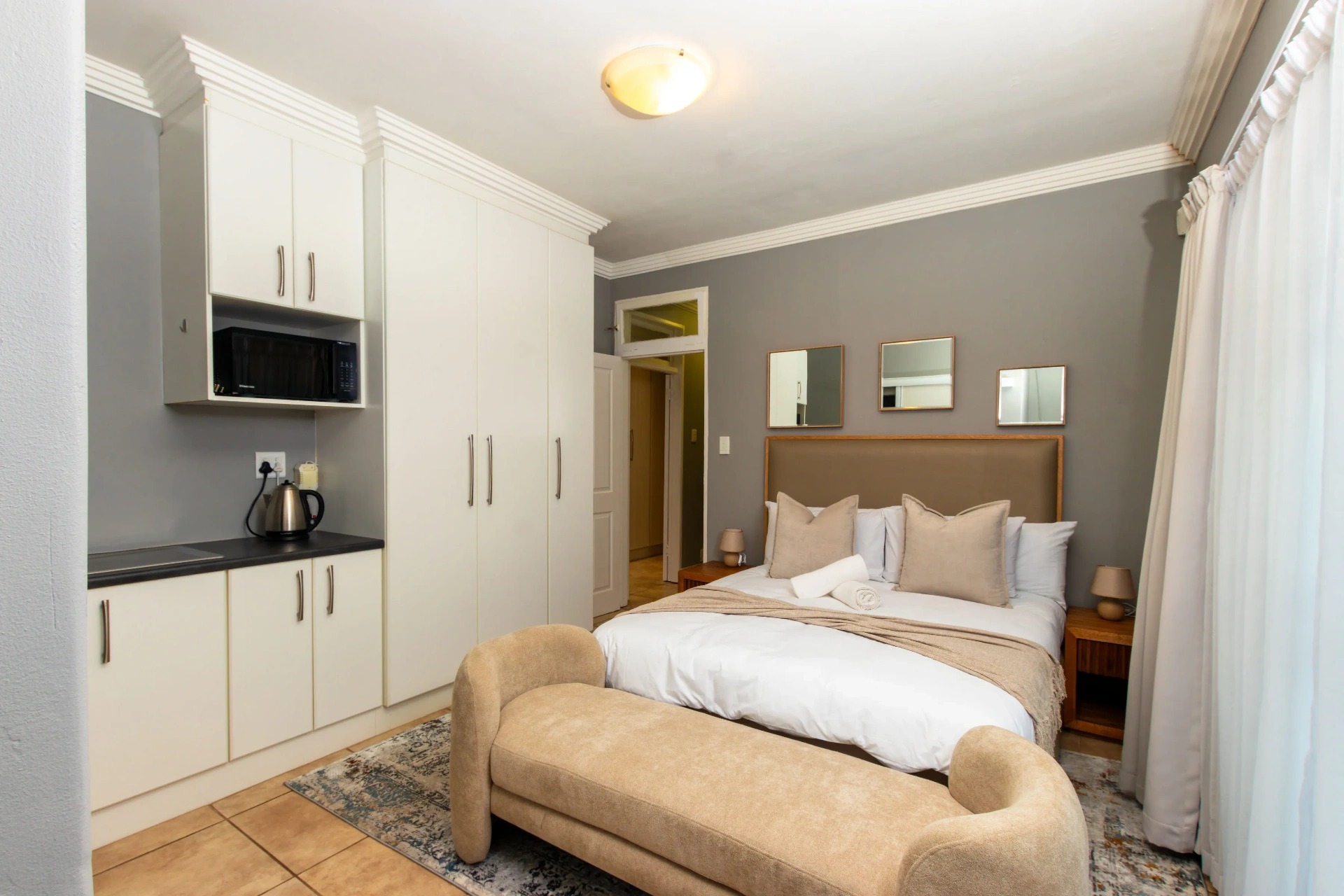 Horizon Room